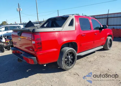 2010 Chevrolet Avalanche 1500 Ls z USA, uszkodzony, nr VIN 3GNVKEE03AG144278